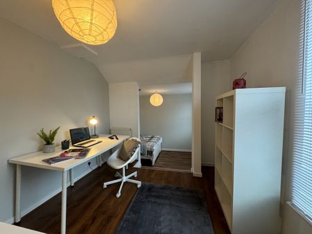 5 Bed Terraced House, Blenheim Road, L18 - Photo 3