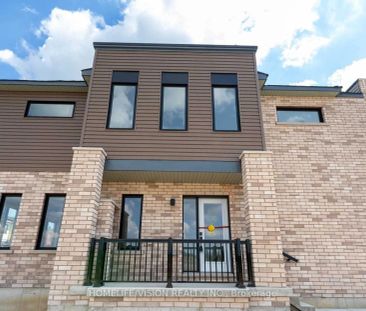 Condo Townhouse For Lease | S9230275 - Photo 4