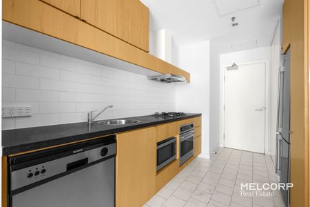 FURNISHED 2-BEDROOM AT QV - Photo 5