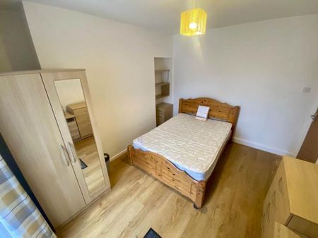 4 bedroom house to rent - Photo 4