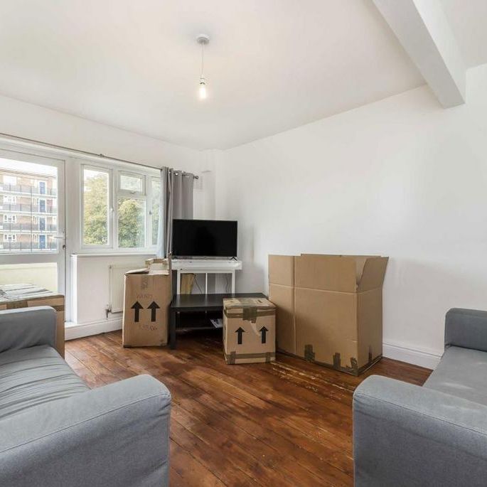 2 bedroom flat to rent - Photo 1