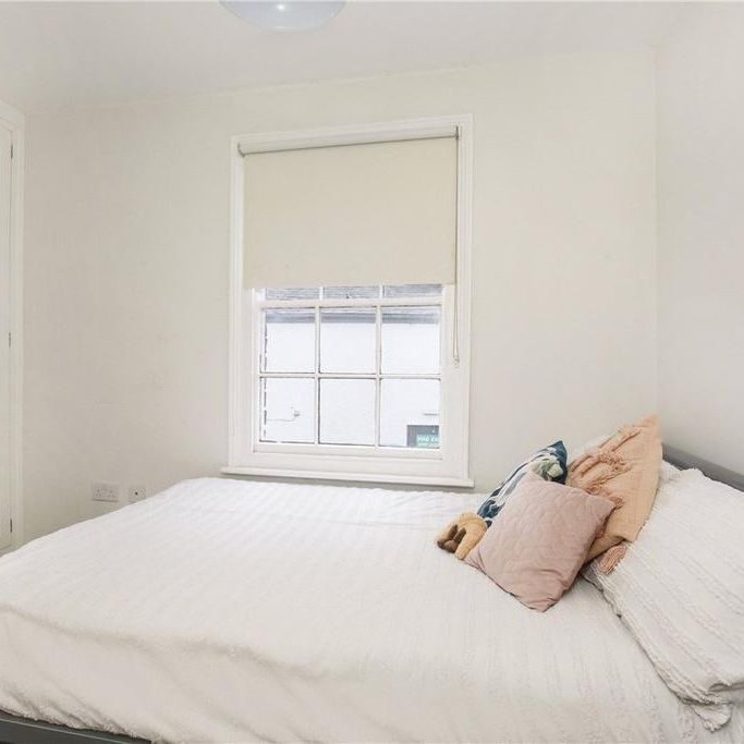 2 bedroom semi-detached house to rent - Photo 1