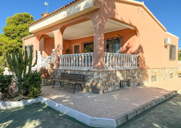 Elche · partida jubalcoy Chalet · Long Rental Period