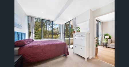 Spacious one-bedroom apartment plus study with tranquil surroundings - Photo 4