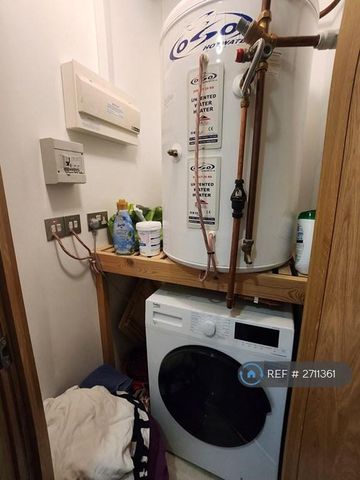 1 bedroom flat to rent - Photo 5