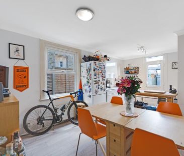 3 bedroom semi-detached house to rent - Photo 5