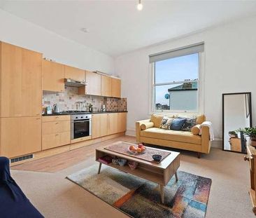 First Floor, Uxbridge Road, London, W12 - Photo 5
