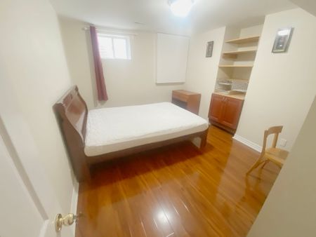 For Lease - 347 Fern Avenue Unit# Bsmt Room, Richmond Hill, Ontario - Photo 2