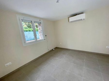 Location Appartement 4 pièces 69m² AUBENAS 07200 - Photo 4