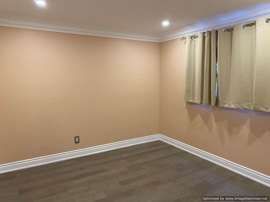 For Lease - 571 Roselaire Trail Unit# Lower, Mississauga, Ontario - Photo 1