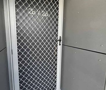 Spacious Two Bedroom Apartment - Photo 5