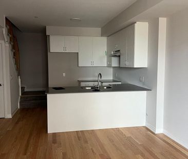 For Lease - 21 Baynes Way Unit# 2, Bradford West Gwillimbury, Ontario - Photo 4