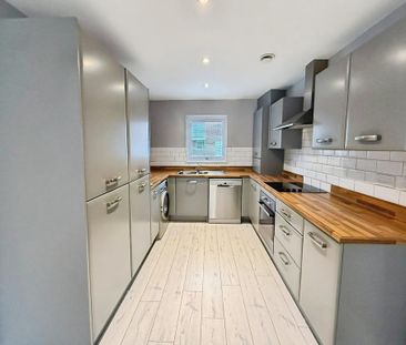 3 bedroom semi-detached house to rent - Photo 6