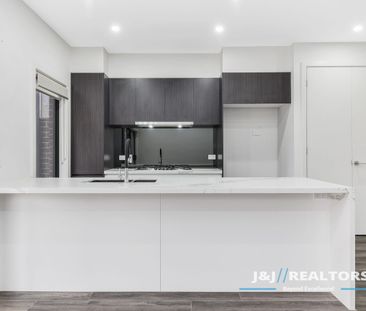 Stunning 4 Bedroom Townhome - Photo 6