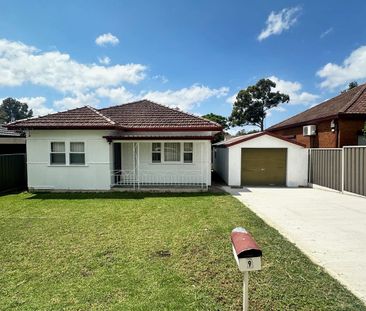 MODERN & RENOVATED 3 BEDROOM FAMILY HOME - Photo 6