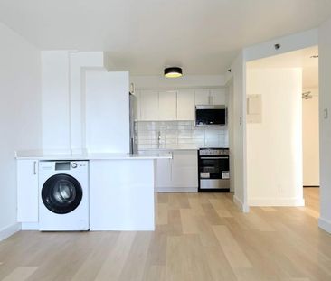 Renovee 3 1/2 I $1408/mois I metro atwater - Photo 3