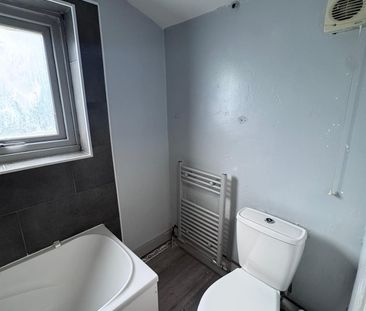 Room in a Shared House, Grange Road, E13 - Photo 2