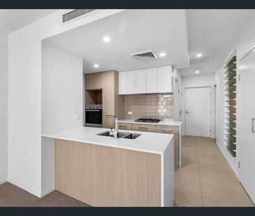 Modern 2Bedroom 2Bathroom Apartment in the Heart of West End - Photo 4