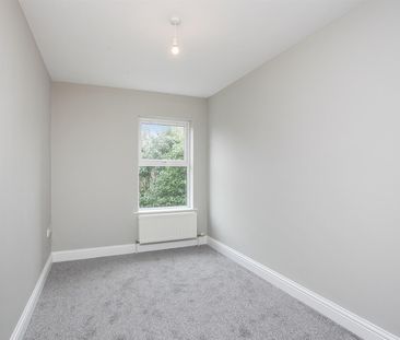 Apt 16 Grafton Court, 85 Kings Road, - Photo 4