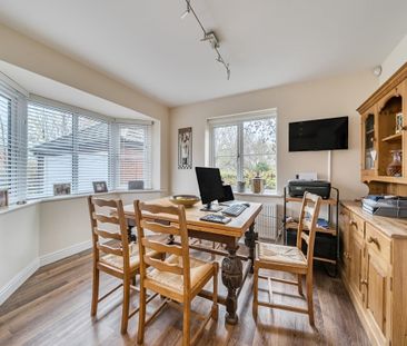 4 bedroom detached house to rent - Photo 5