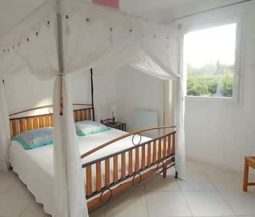 Location Maison Simiane-collongue - Photo 3