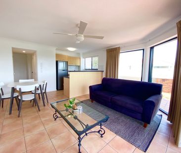 Serene Riverfront Retreat - Photo 6