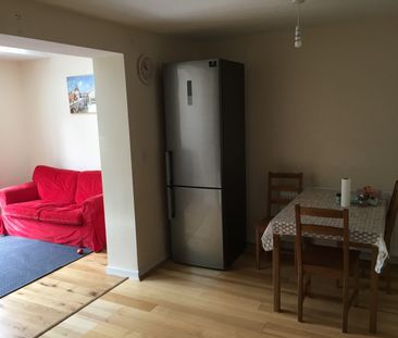 4 Bed Semi-Detached House, Maplin Close, CV4 - Photo 1