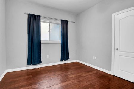 For Lease - 40 Highland Terrace, Bradford West Gwillimbury, Ontario - Photo 4