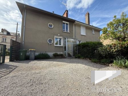 Villa à louer, 4 pièces - Fleury-les-Aubrais 45400 - Photo 2