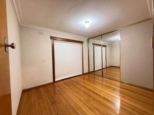 Delightful 3 Bedroom Home - Photo 1