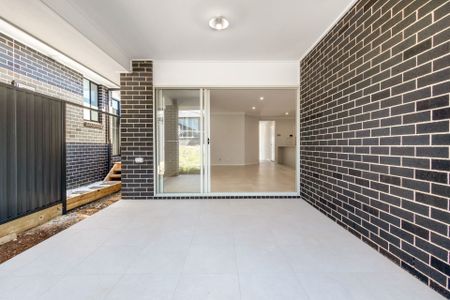 Family Friendly Living! - Photo 3