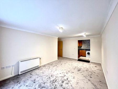 2 bedroom flat to rent - Photo 2