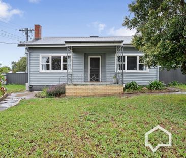 111 Marong Road Golden Square VIC - Photo 2