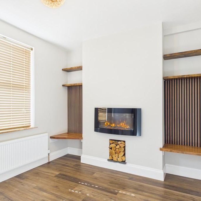 2 bedroom semi-detached house to rent - Photo 1