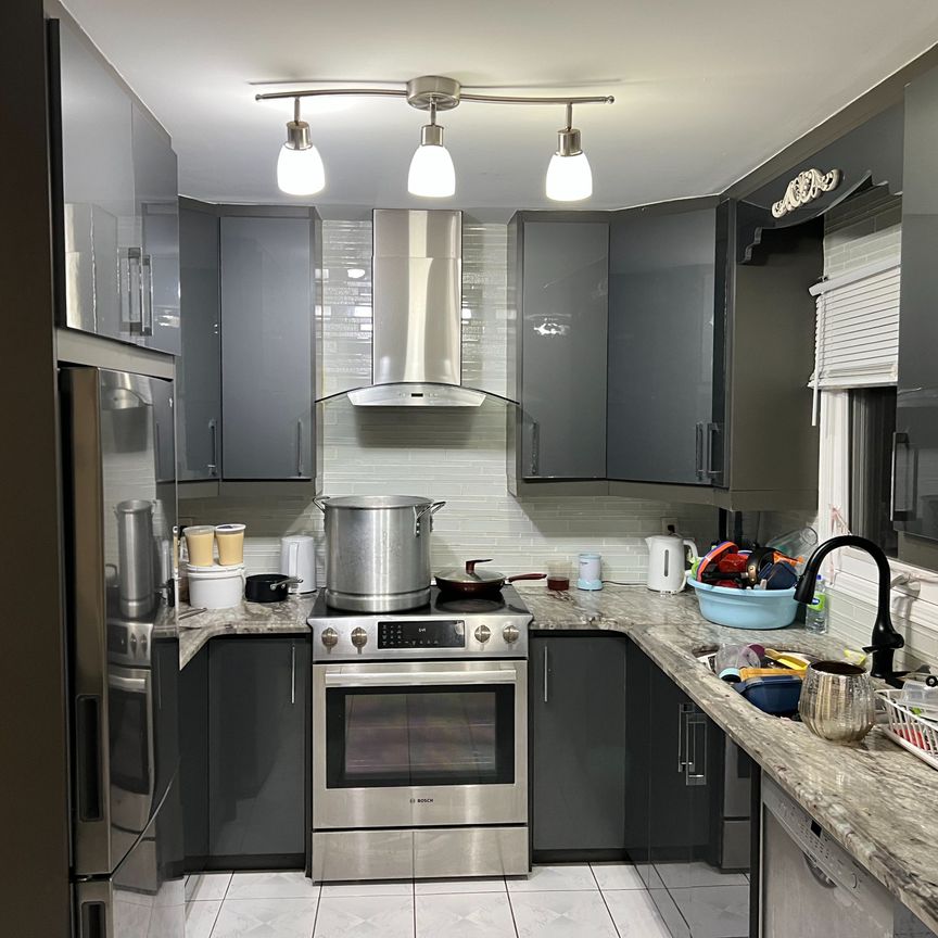 For Lease - 14 Songsparrow Drive, Brampton, Ontario - Photo 1