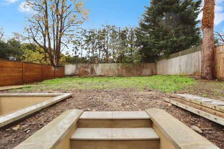 1 bedroom Flat To Let - Photo 4