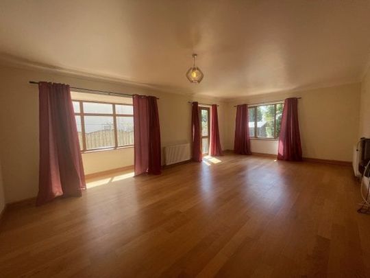 Truro, Truro, TR1 - Photo 1