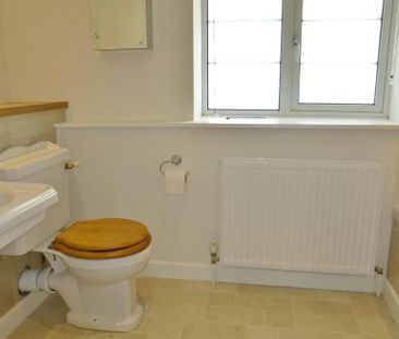 2 bedroom cottage to rent - Photo 4