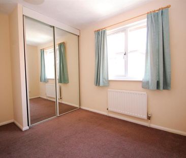 3 bedroom detached house to rent - Photo 4