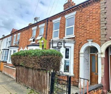 St. Leonards Road, Northampton, NN4 - Photo 3