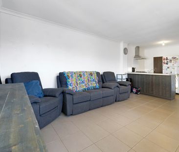 34a Chidzey Drive, Seville Grove WA 6112 - House For Rent | Domain - Photo 3