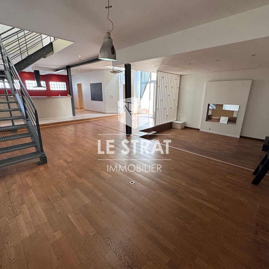 Location Maison 5 pièces 173m² - Photo 1