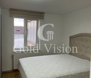 Apartament cu 4 camere, decomandat, 80 mp utili, zonă centrală - Photo 4