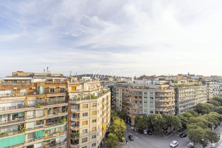 Reformado con mucho encanto en Turó Park - Photo 5