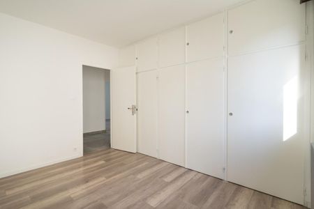 Location Appartement 4 pièces 80m² ANNECY LE VIEUX 74940 - Photo 3