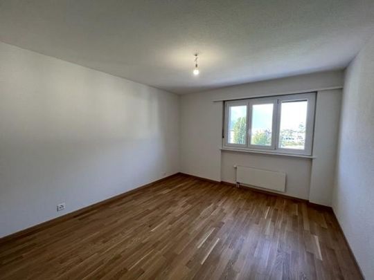 Bel appartement de 2.5 pièces au 6ème étage - Photo 1