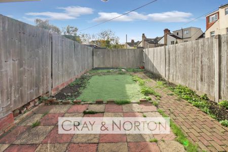 2 bedroom terraced house to rent - Photo 3