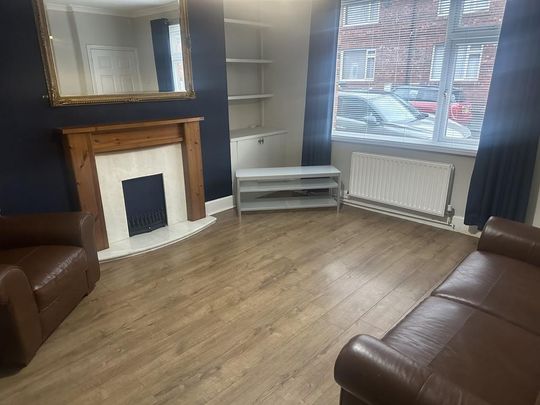 3 bedroom terraced house to rent - Photo 1