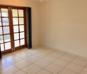 SPACIOUS TOWNHOUSE SET BACK FROM ROAD - Photo 2