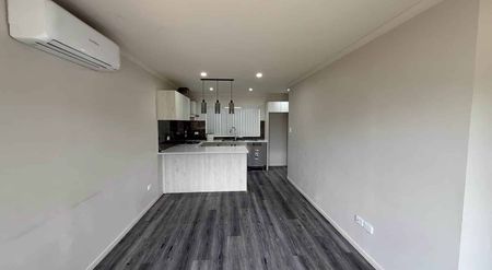 Modern and Convenient Three Bedroom Home! - Photo 2